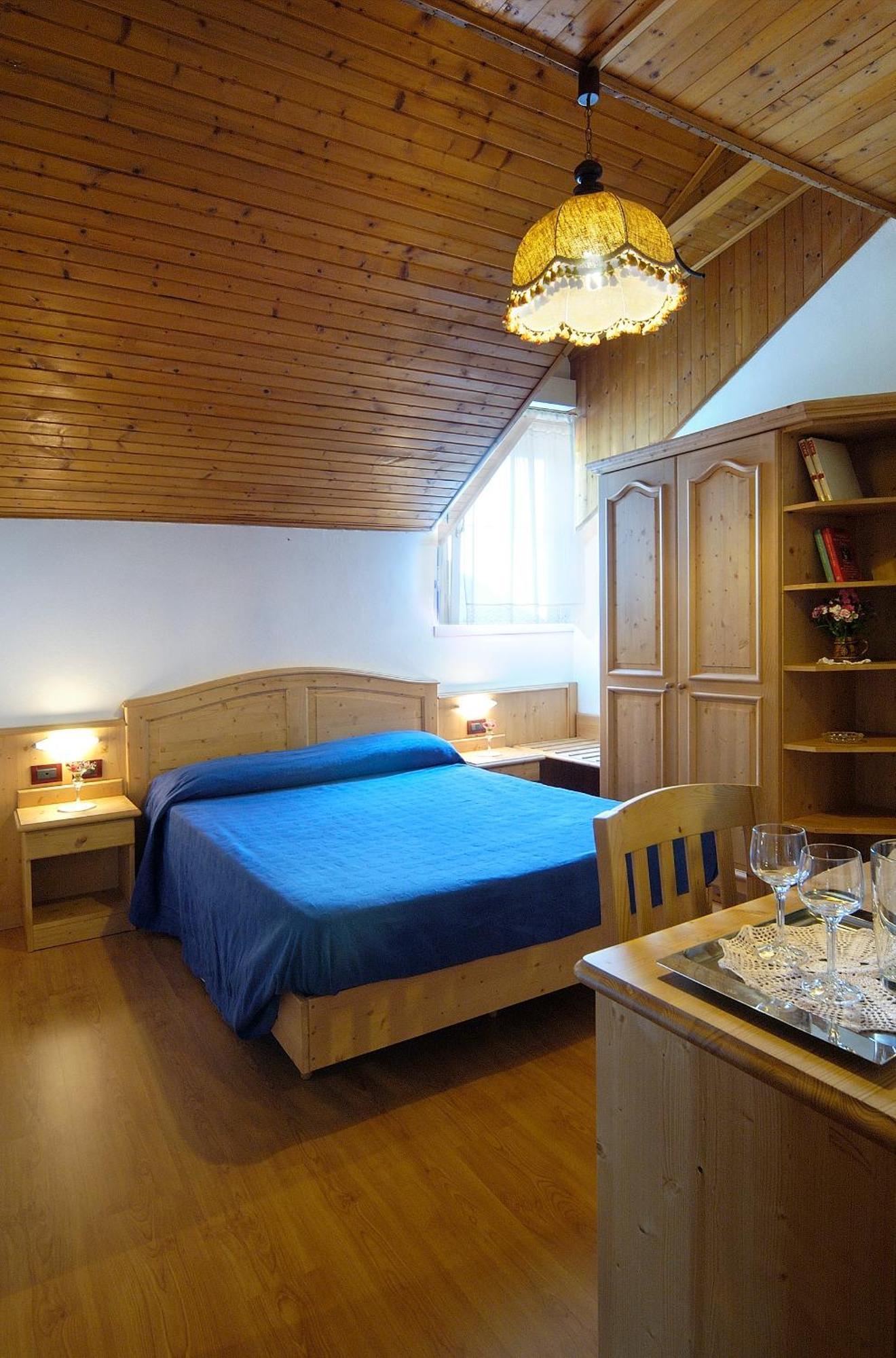 Hotel Karinhall เตรนโต ภายนอก รูปภาพ